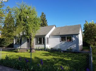 2720 E St, Springfield, OR 97477