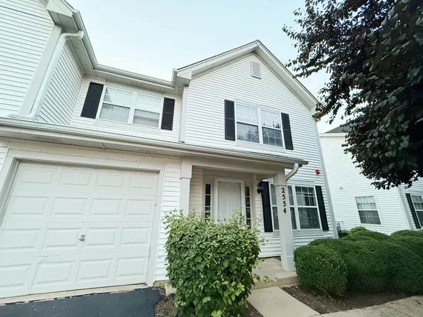 2554 Dickens Dr, Aurora, IL 60503