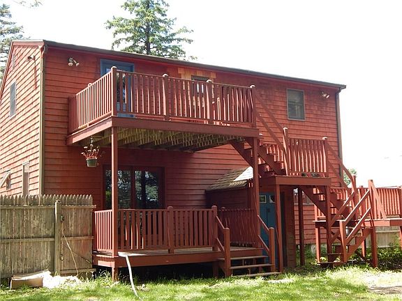 5th image of 34 Greenway Dr