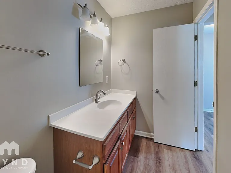 6822 Bluestem Ct — Photo 13
