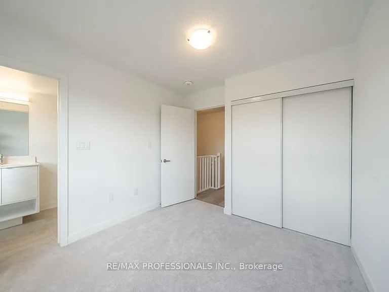 3099 Cherry Blossom Cmn — Photo 16