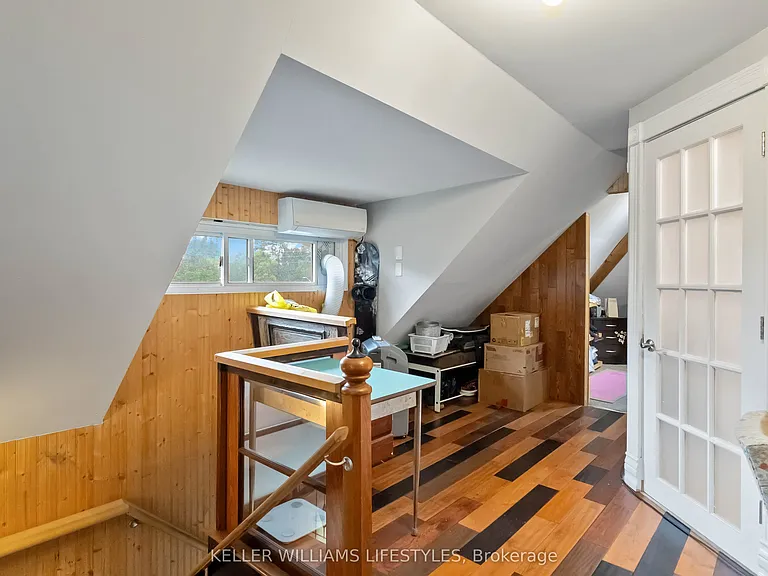 92 Kent St #UPPER — Photo 25