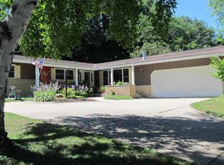 1100 S 7th Ave, West Bend, WI 53095