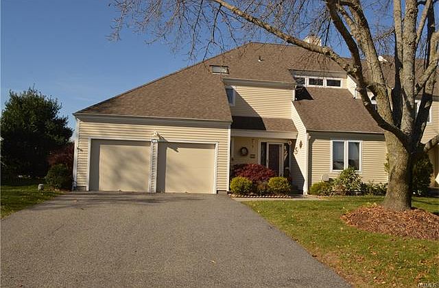 1st image of 189 Fairway Dr #U189
