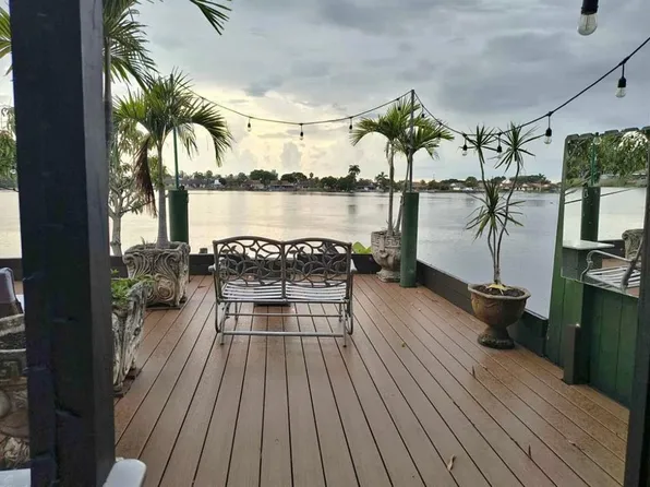 5741 SW 24th Ave, Fort Lauderdale, FL 33312
