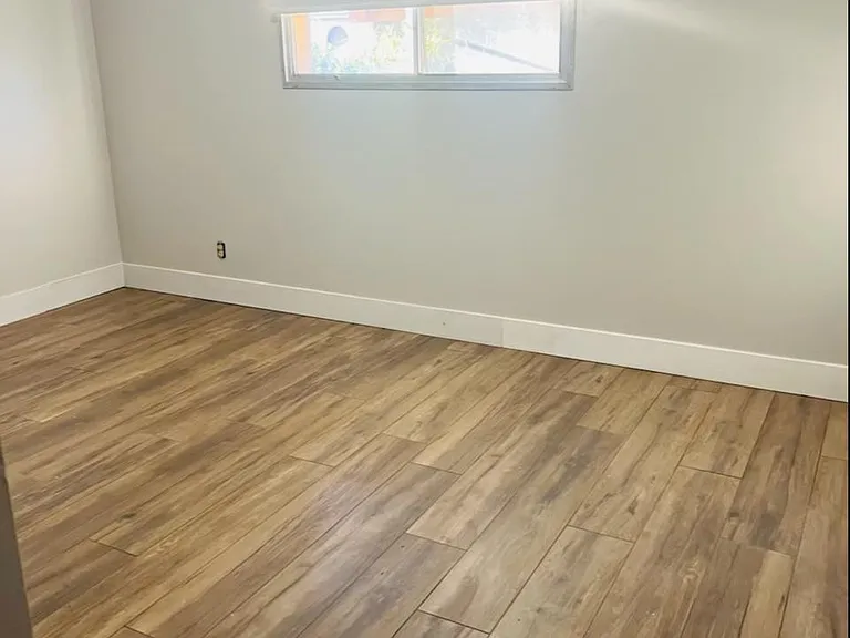 1311 W Elna Rae St — Photo 22