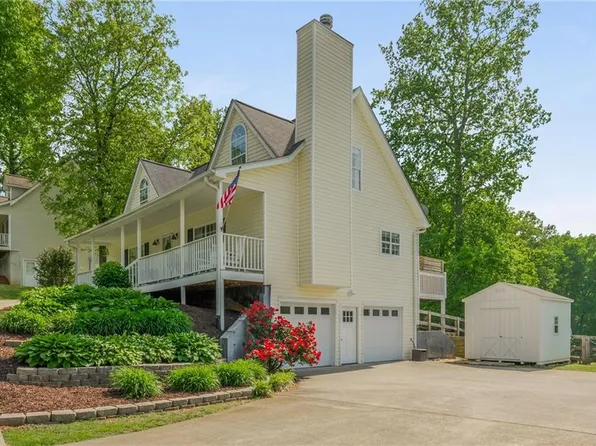 780 Old Magnolia Trl, Canton, GA 30115