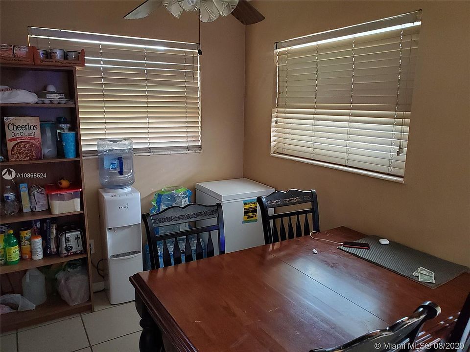 2nd image of 1428 NE 151st St