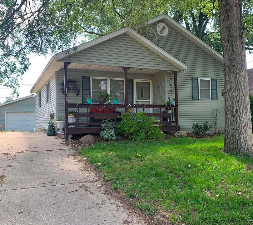 1st image of 1420 S 10th St