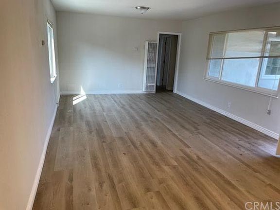 3rd image of 452 S Eureka Ave