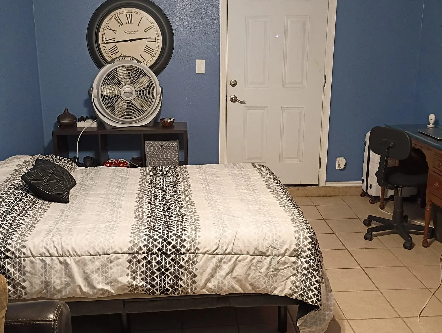 Studio, 400 sqft, $800 — Photo 4
