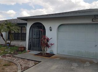 2306 NE 17th St, Cape Coral, FL 33909