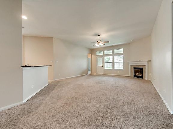 4th image of 18119 Quarry Vale Dr