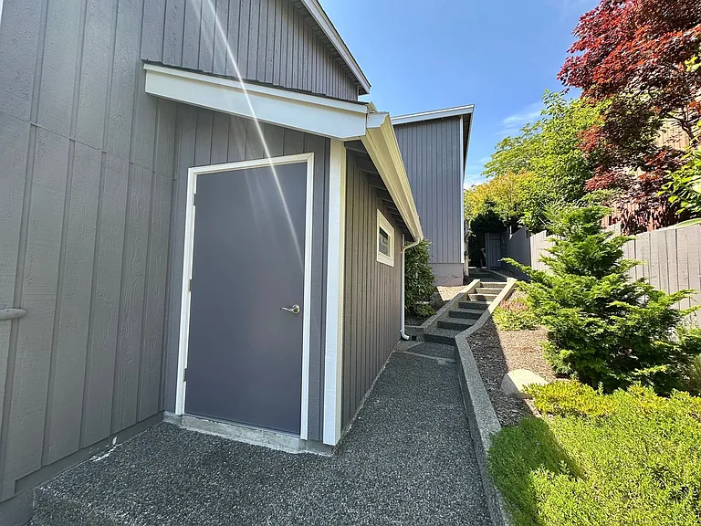2710 Lakeridge Ln — Photo 23