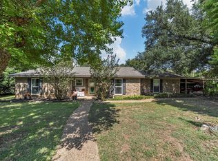 611 Rosenthal Rd, Lorena, TX 76655