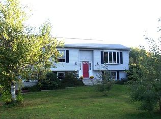 7 Deerfield Ln, New Paltz, NY 12561