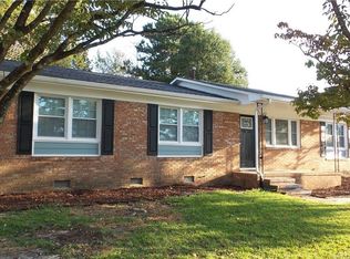 6206 Timberland Dr, Fayetteville, NC 28314