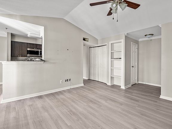 5th image of 700 Daniel Ellis Dr APT 2305
