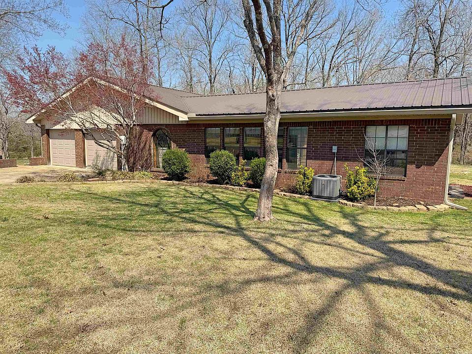 1st image of 812 Pitard Loop