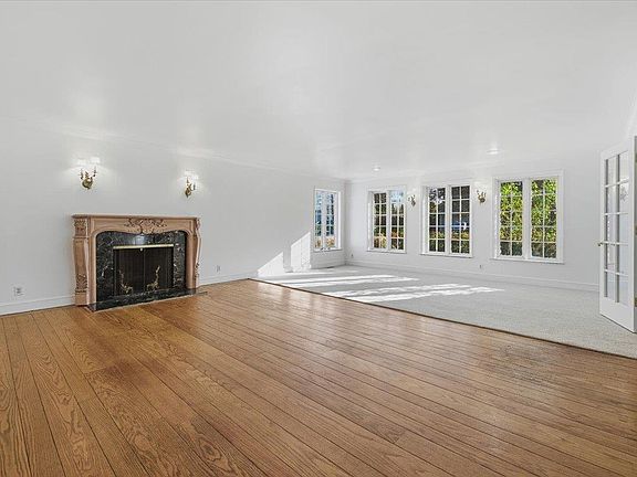 4th image of 915 Berry Ave