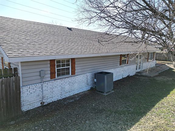 4th image of 1400 W Tulsa Ave