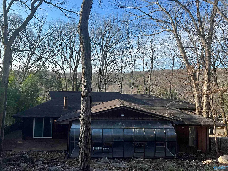 701 Fagan Springs Dr SE — Photo 30