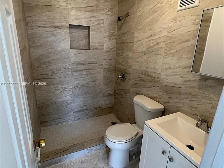 10500 SW 8th St #410 — Photo 13