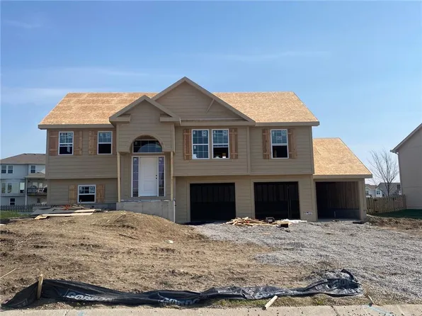 6008 NE 118th Ter, Kansas City, MO 64156