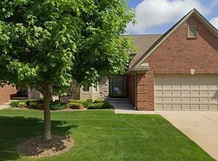 6181 Pond Dr, Washington, MI