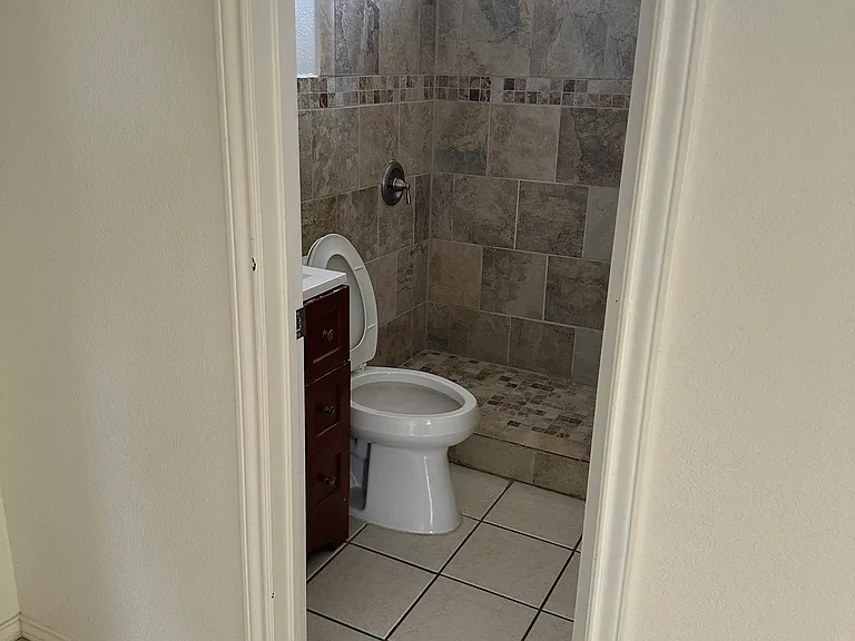 295 Vista Hermosa — Photo 4