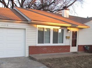 4208 Saint Leonard Ln, Saint Ann, MO 63074