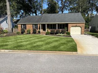 1037 Baydon Ln, Chesapeake, VA 23322