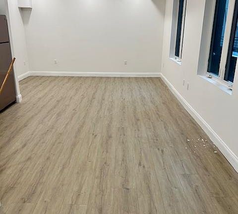 3rd image of 785 Newark Ave Floor 2