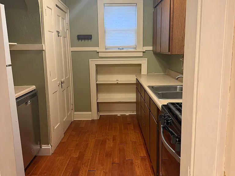 313 E Rock St #1 — Photo 22