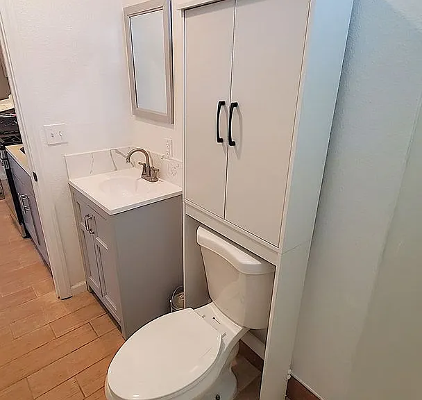 708 W Euclid Ave — Photo 12