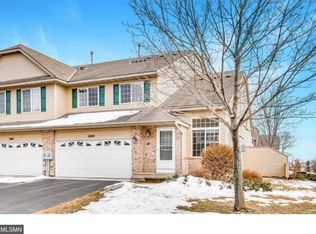 9889 Hamlet Ln S, Cottage Grove, MN 55016