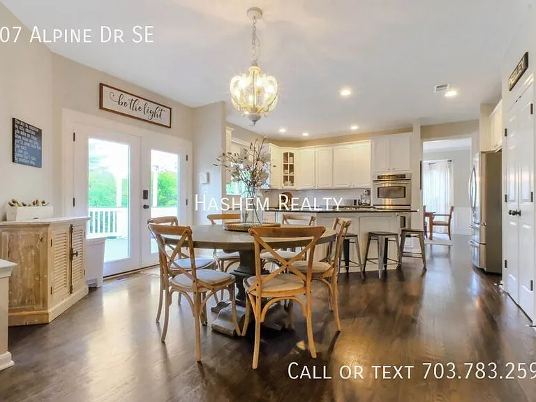 207 Alpine Dr SE — Photo 10