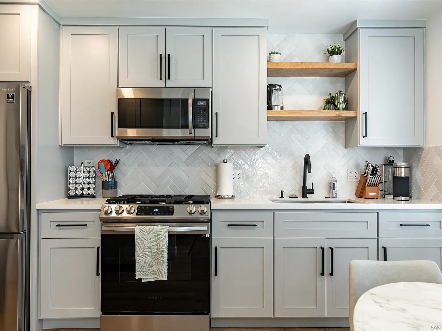 2 bed, 1.0 bath, 700 sqft, $3,150 — Photo 1