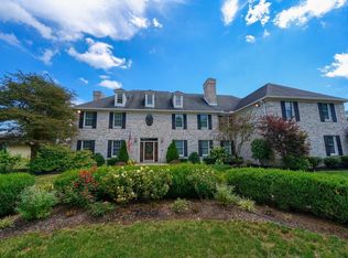 130 Sylvan Ct, Circleville, OH 43113