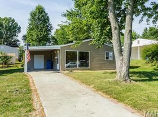 9304 Macon Ave, Saint Louis, MO 63134