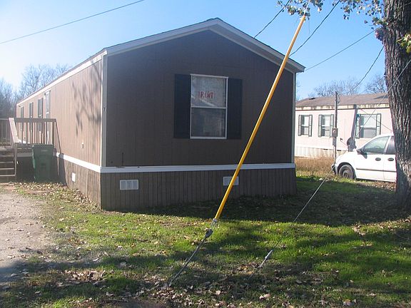 4th image of 4022 Harris St Trlr 7