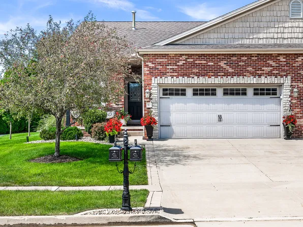 59 Yukon Cir, Bloomington, IL 61705