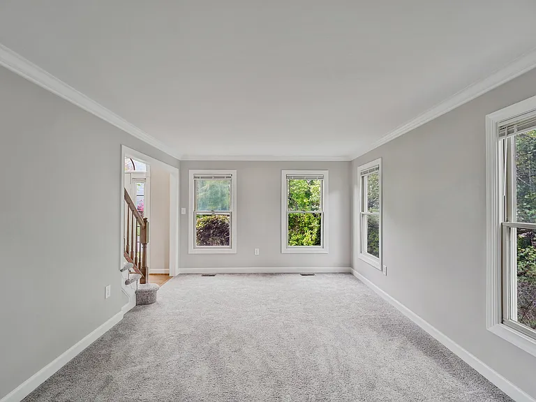 4287 Exeter Dr — Photo 7