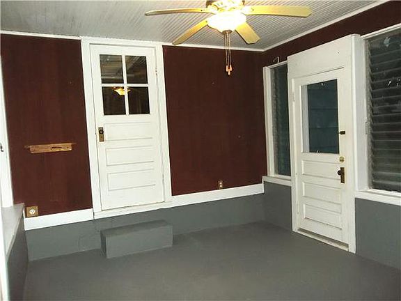 4th image of 4629 Mayflower Dr