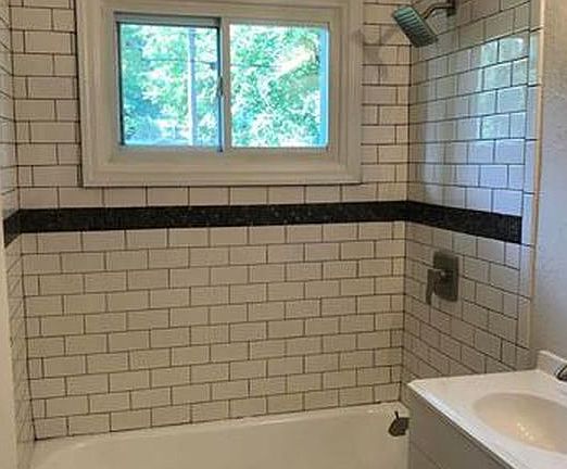 5th image of 11234 Corrington Ave