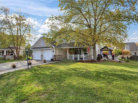 2nd image of 17829 Aviara Dr