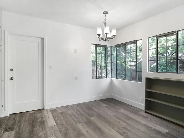 1040 Creek Dr — Photo 32