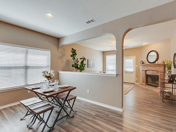 5th image of 4032 Ellenboro Ln