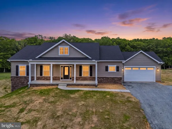 8014 Sherbeyn Rd, Bealeton, VA 22712