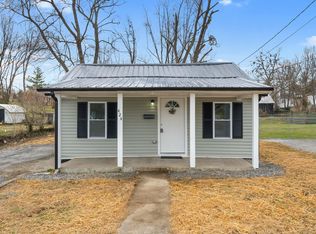 424 Goddard St, Harrodsburg, KY 40330